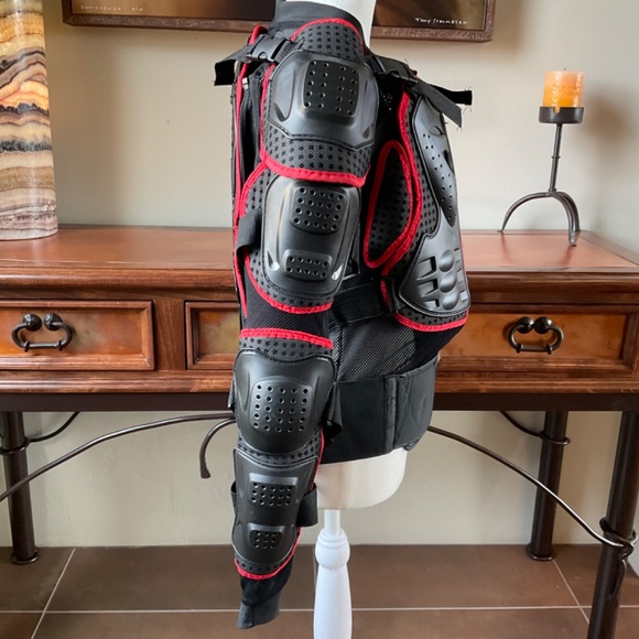 Sulaite Motocross Body Armor Jacket. Black and Red. Unisex. Size M - Picture 5 of 9